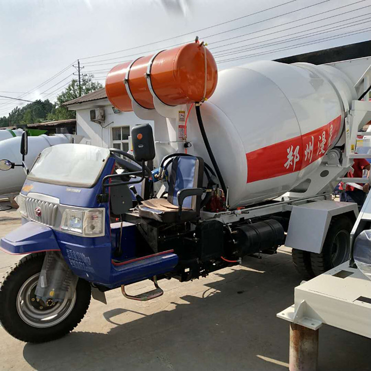 小型混凝土搅拌车